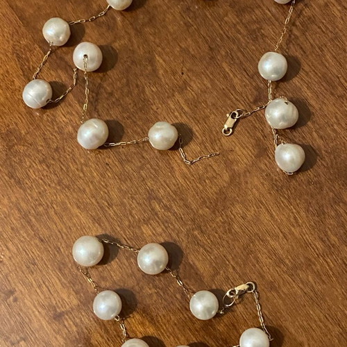Jewelry set bracelet and necklace with natural pearl like new