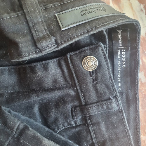 Stradivarius black jeans size M 38 10, like new, elastic fabric