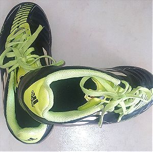 Παπούτσια ποδοσφαιρικά