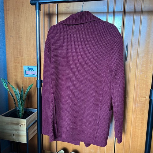 Tailor Made knit fitted cardigan like new, red multicolor