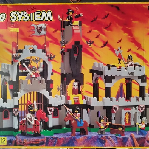 Lego System 6097 Night Lords Castle μεταχειρισμένο με μικρο ελλείψεις