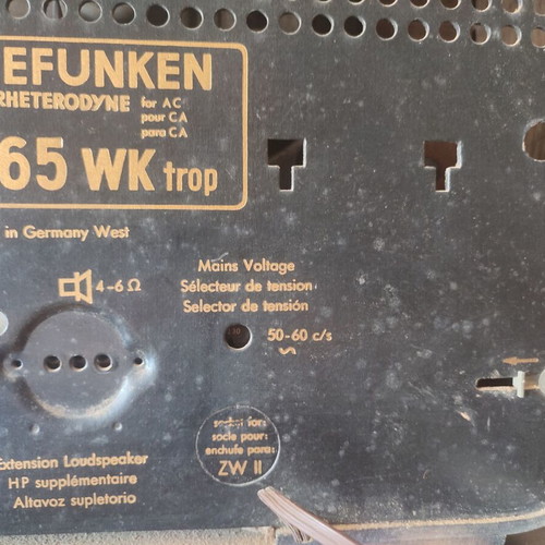Telefunken D665 WK Trop radio used, 1950s tube model