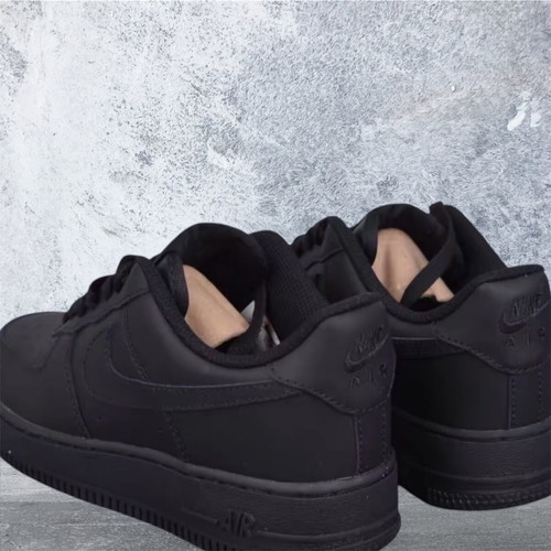 Nike Air Force 1 Black brand new
