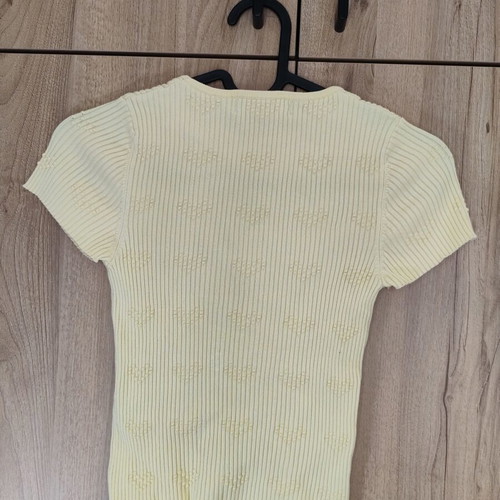 Bershka yellow ribbed top with hearts XS like new