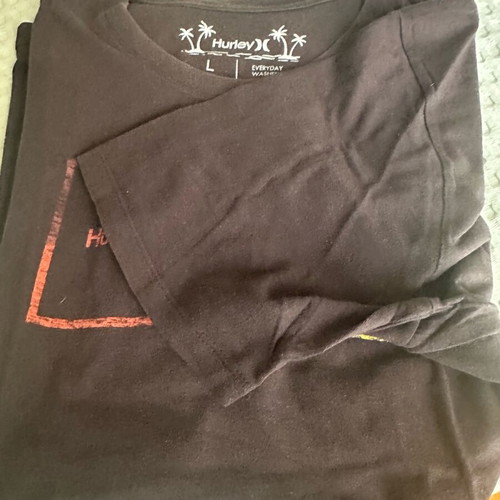 Hurley T-shirt used, size Large, black with fading