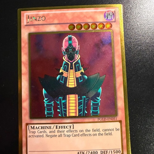 Jinzo Gold Rare Yu-Gi-Oh! card like new