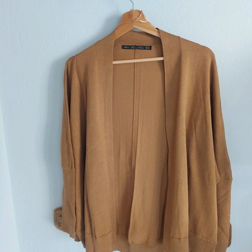 Zara women's cardigan camel new, size small with balloon sleeves