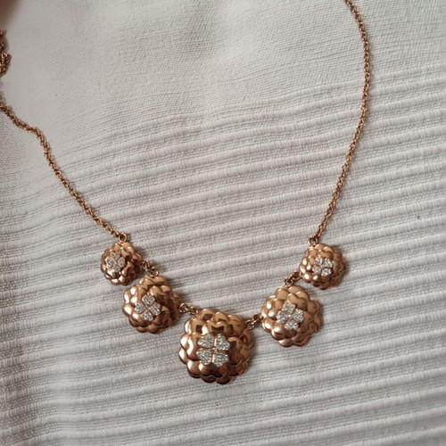 Folli Follie necklace new