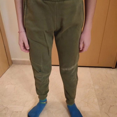 Little Kids Set of 3 Used Children's Tracksuits for Ages 7-9