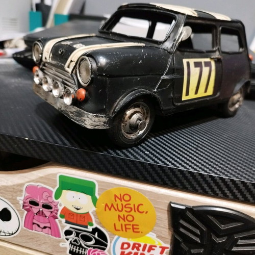 Mini Cooper decorative car like new
