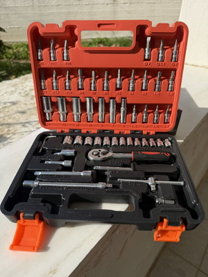 Ratchet set 1/4 53 pieces new