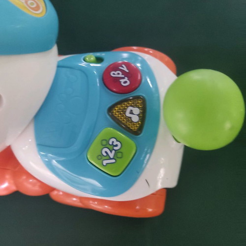 Dog toy used with 4 batteries that sings