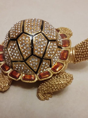Turtle jewelry box used, 18 cm length and 13 cm width