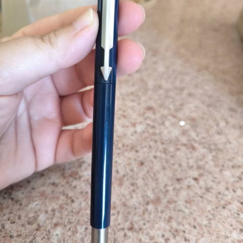Parker Vector pen blue like new