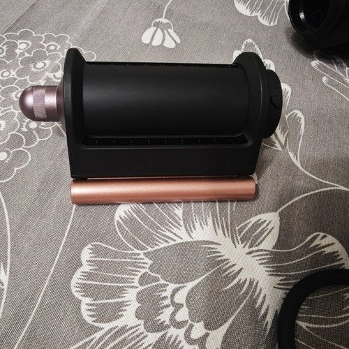 Dyson HS08 Airwrap i.d Straight + Wavy hair styler like new, rose gold