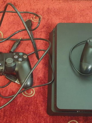 PlayStation 4 Slim μοντέλο CUH-2216A σαν καινούργιο με 2 χειριστήρια Sony DualShock 4