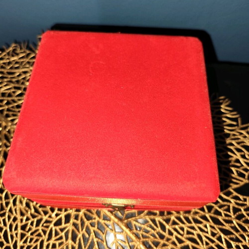 Glass rose new handmade in velvet wooden case