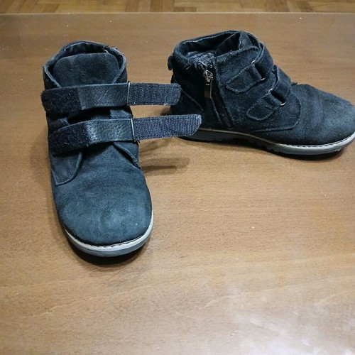 Winter boots for boys size 32 dark blue used in very good condition