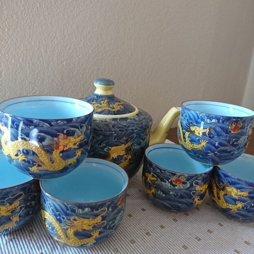 Chinese Porcelain Tea Set like new with Double-Walled Cups