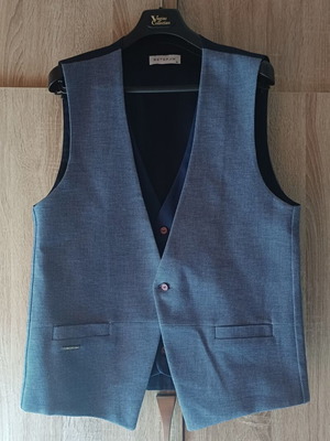 Stefan men's vest like new, blue, size XL