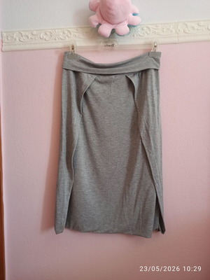Benetton women's gray salvari skirt like new, size S/M