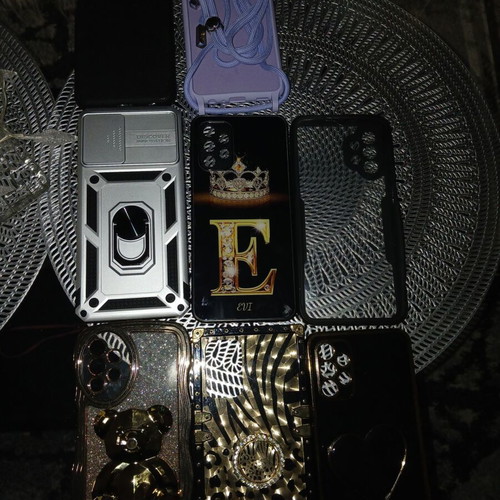A32 5G phone cases like new