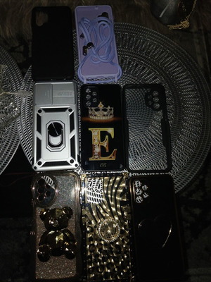 A32 5G phone cases like new