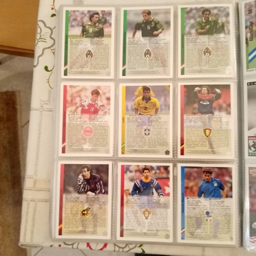 NBA Upper Deck 1992 Premier Euro Edition Collectors Album like new