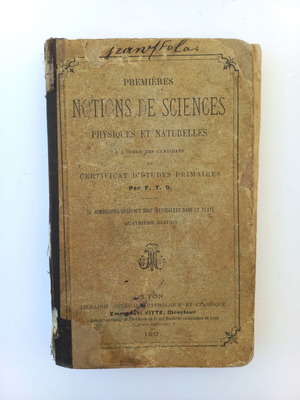 Premieres Notions de Sciences Physiques et Naturelles science book used 1901 French edition