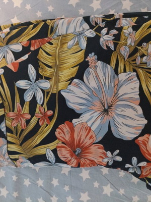 Sfera floral pants like new, size L 40 12