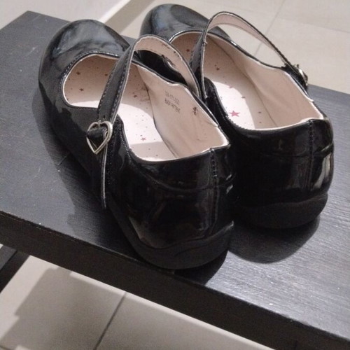 Black children's ballerina shoes, size 36