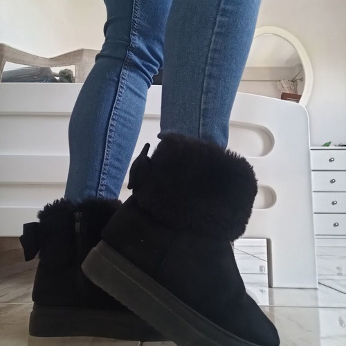 Fur women's ankle boots with bow, used, size 36, black