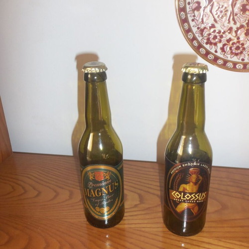 Μπουκάλια μπύρας Magnus και Colossus με καπάκια, 330 ml, ροδίτικη ζυθοποιία