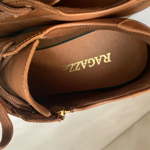Ragazza sneakers like new, brown, size 40