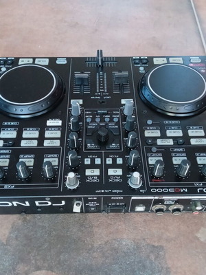 Denon DJ MC3000 4-deck DJ controller