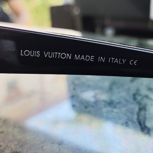 Louis Vuitton sunglasses new black acetate
