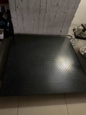 Precision goods scale used, weighs up to 1 ton