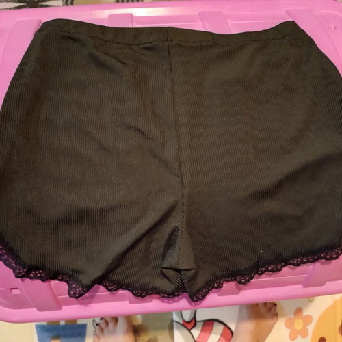 Shein Black Ribbed Shorts like new, size S