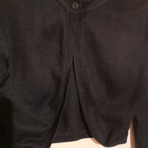 Black Zara short cardigan with 3/4 sleeves, like new