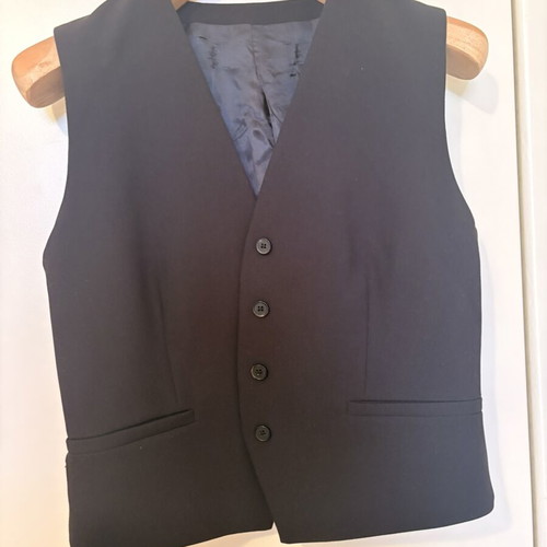 Zara vest like new, black, size M