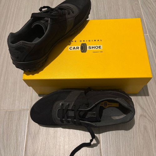 Car Shoe black shoes like new, size 43