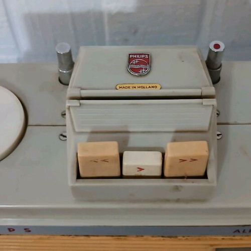 Philips transistor EL 3585 used portable tape recorder 1960s