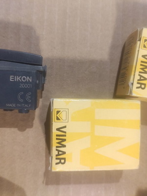 Vimar single flush switches new, set of 5 without frames