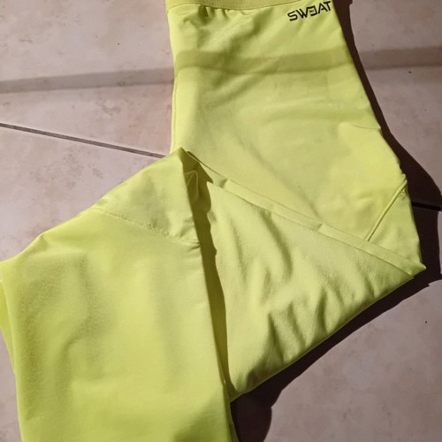 Women's leggings new, size L from store closing