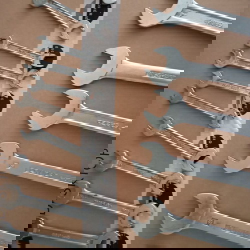 Γερμανικά κλειδιά πολύγωνα σαν καινούργια, πακέτο 70 κομματιών