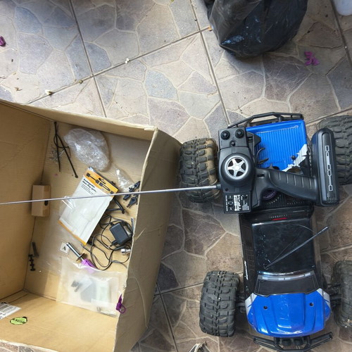 HPI Savage 3.5 Monster Truck 1/8 4WD nitro, like new