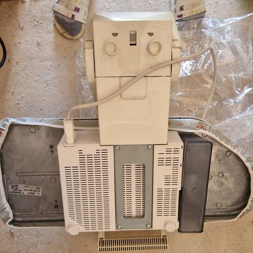 Divina S Singer ironing press like new with steam, 26x67 cm, 2200kW