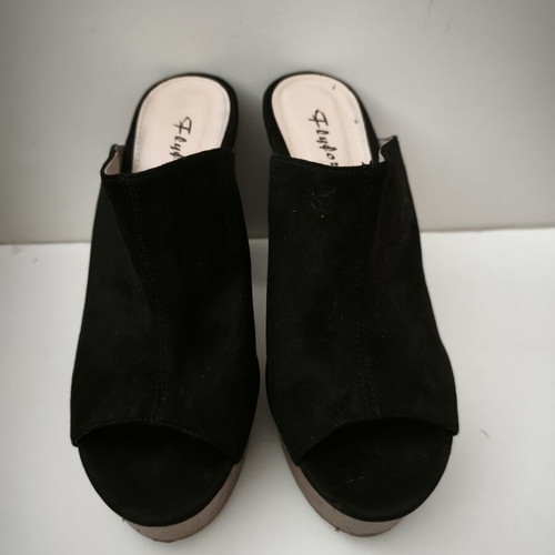 Open-toe mules size 41 like new, black suede and brown platform