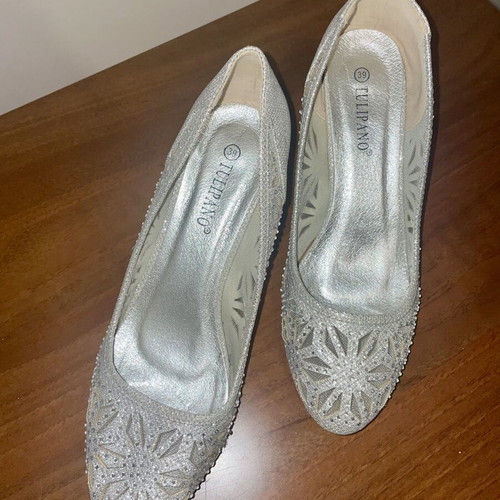 Tulipano silver pumps used, size 39 with rhinestones