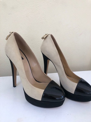 Γόβες Elisabetta Franchi μεταχειρισμένες, νούμερο 38, μπεζ